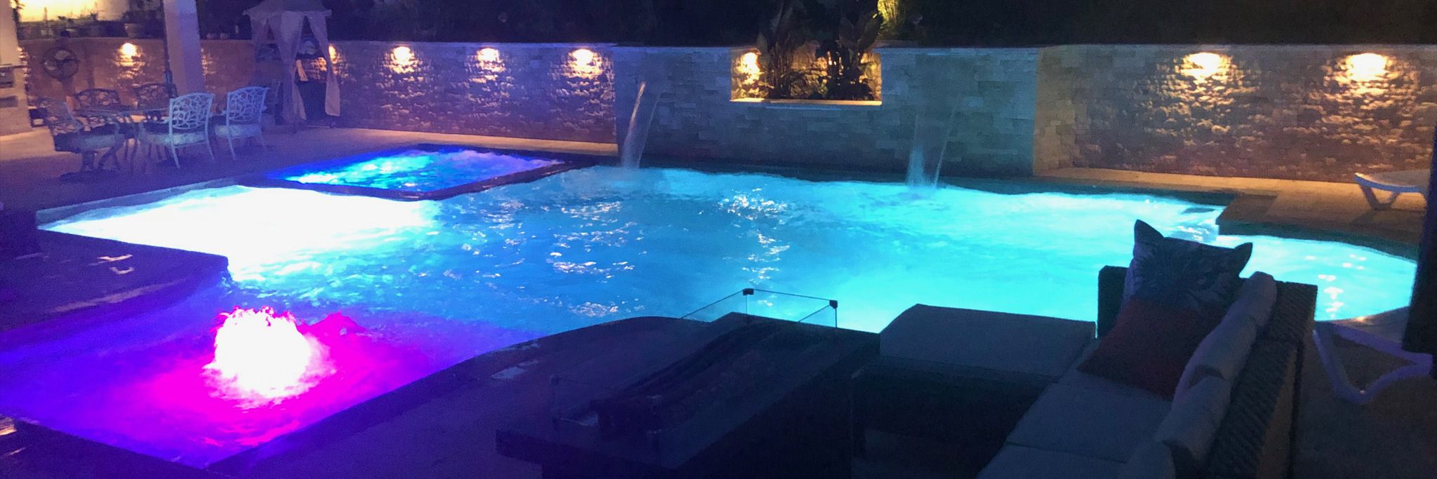 Inground-Pool-Bubblers-And-Water-Features