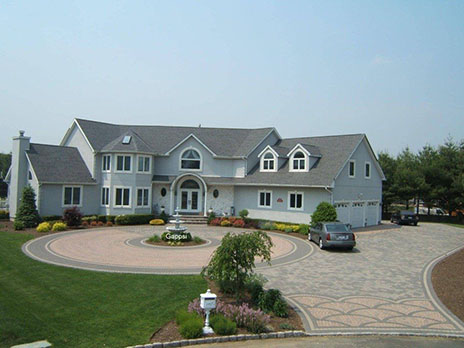 Custom-Designed-Nicolock-Driveway