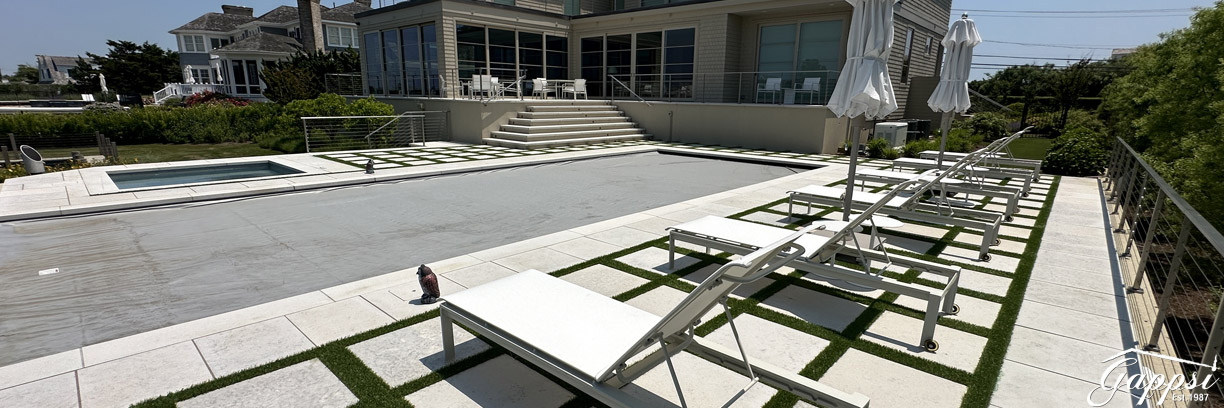 sandblasted-marble-pavers-with-synthetic-turf