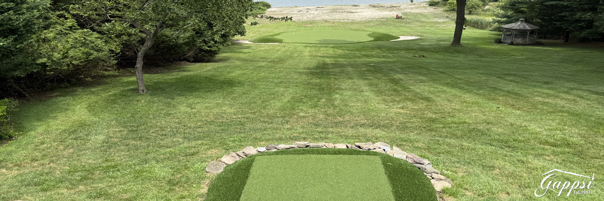 Backyard Built for Golfers