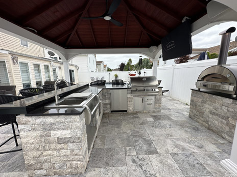 custom outdoor kitchen Long Island with aluminum cabinets