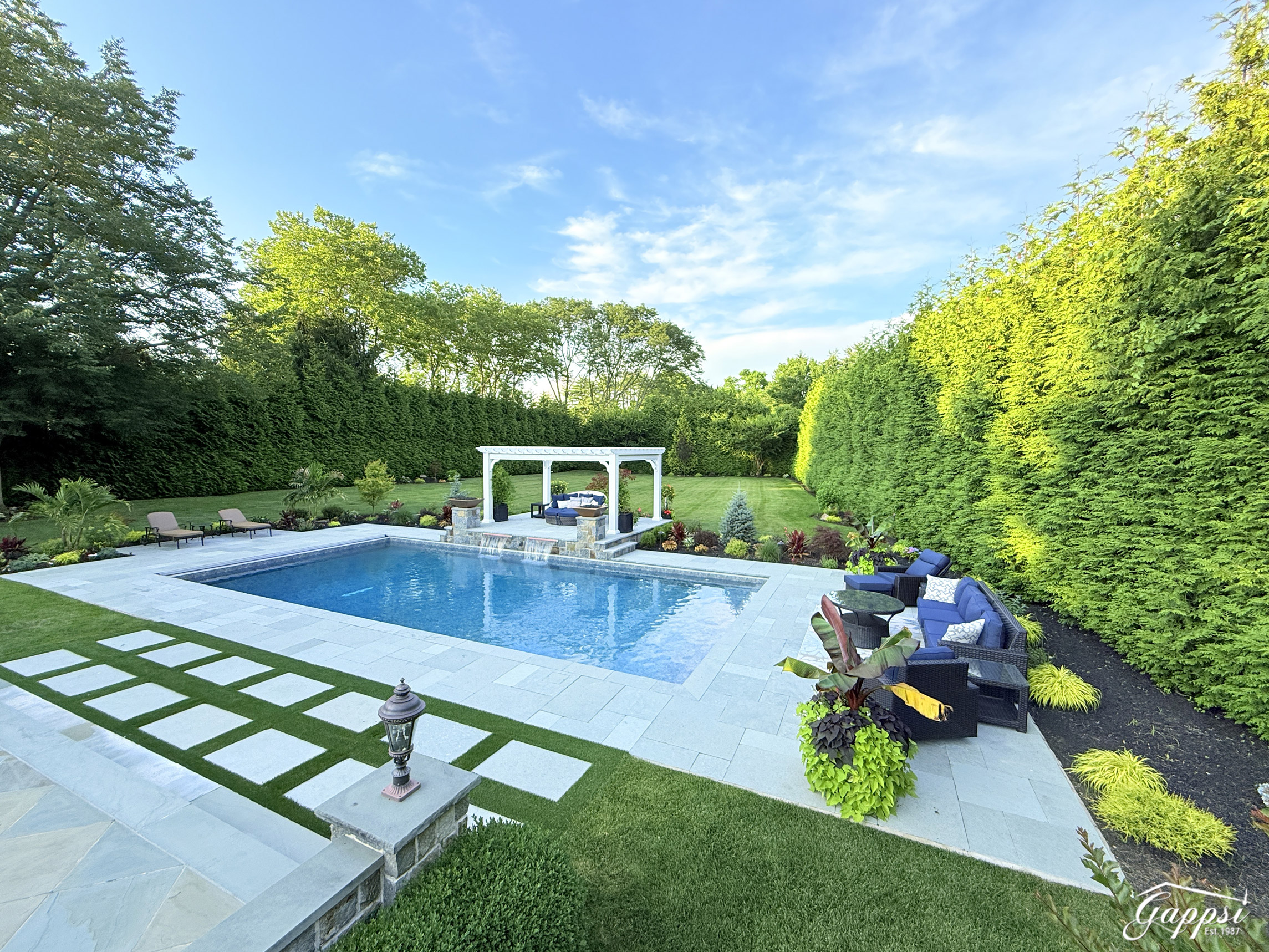 backyard-and-swimming-pool-design-and-construction-in-melville